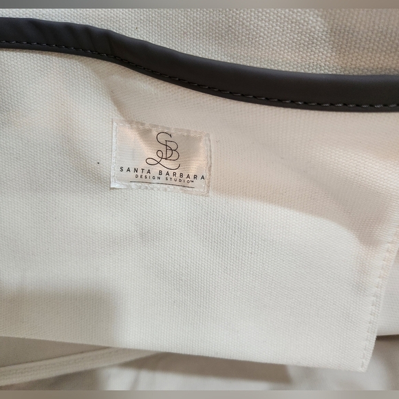 Santa Barbara Design Studio Beach Babe White Tote Bag - Picture 7 of 11